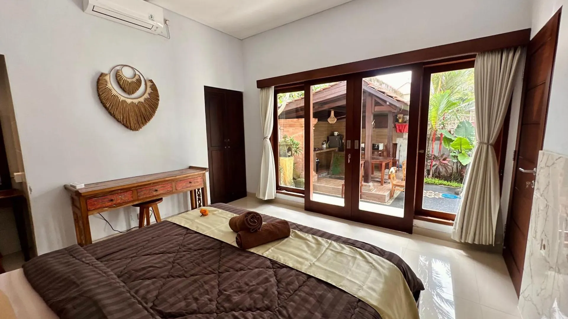 **** Vendégház Kanda Villa Ubud Indonézia